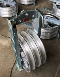 เส้นผ่านศูนย์กลางล้อขนาดใหญ่ Cable Pulley Block ตัวนำตัวนำ Triple Triple Sheaves ผู้ผลิต